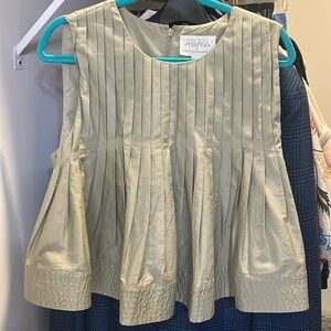 Anthropologie pleated sleeveless top
